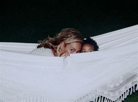 beyonce sexiest pictures|Beyonce Shares Bikini Body, Blue Ivy Photos on Tumblr